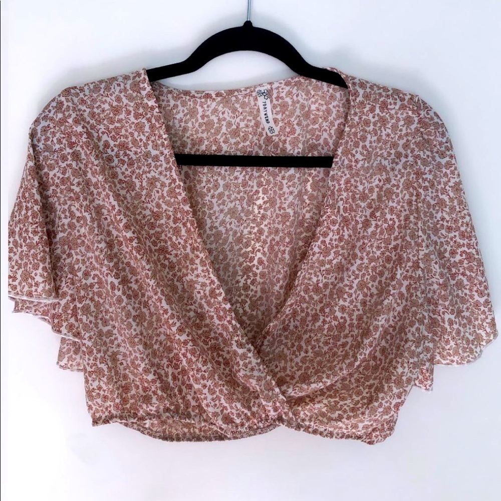 New! Floral crop top